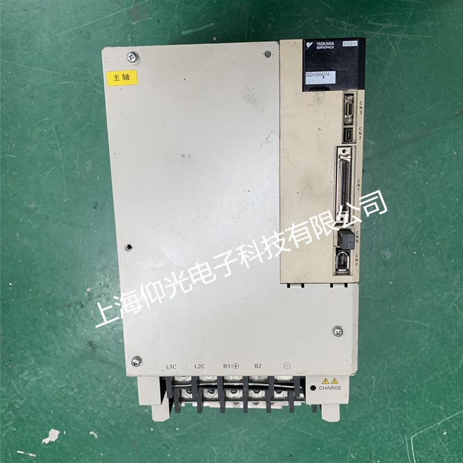 安川伺服驅動器維修SGDV-550A01A報A10過電流 過熱故障維修
