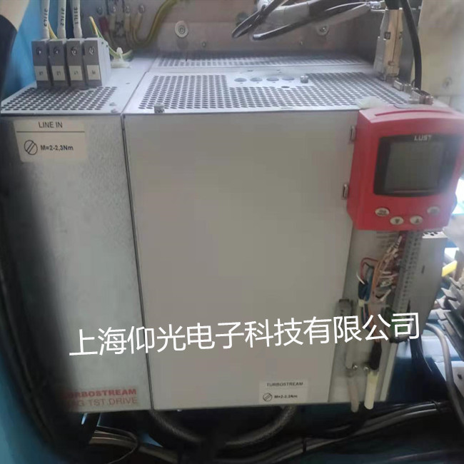 LUST LTI路斯特驅動器維修CDS44.032LC1.1報E-OC過流
