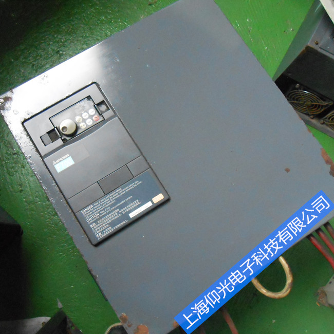 三菱變頻器維修75kw顯示故障E.OV2過(guò)電壓維修不同報(bào)警代碼