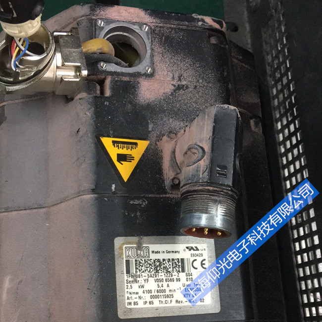 KK4E-YYYY-033庫卡機器人伺服電機運行中異響噪音大維修案件