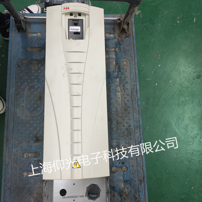 ABB變頻器維修型號大全 ACS550-01-072A-4模塊炸壞修理快