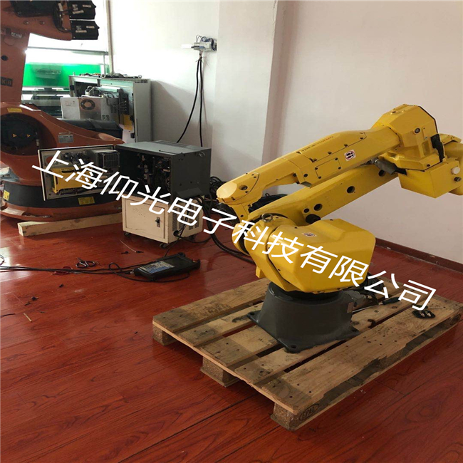 史陶比爾Staubli工業機械手開啟電源而工控機沒有反應