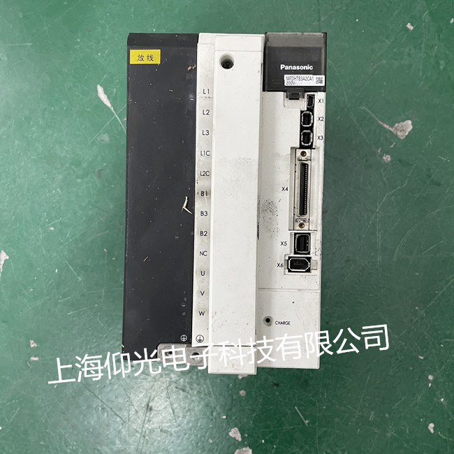 松下伺服驅動器維修MFDKTA390CA1報警Err 12.0修理