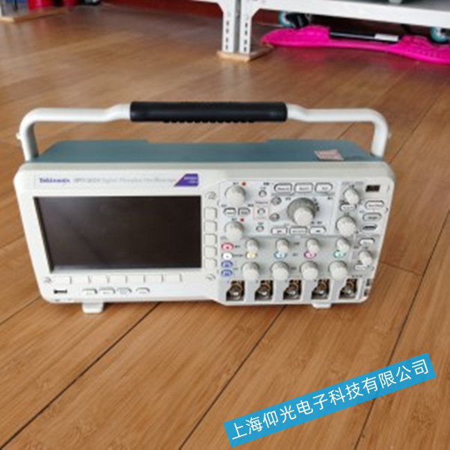 江蘇--示波器接通電源后按下RUN/STOP按鈕無任何顯現毛病怎么處置