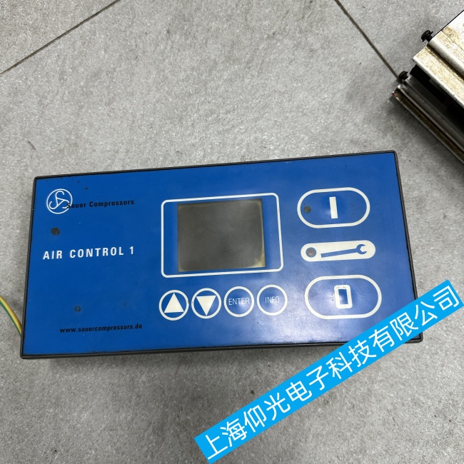 船舶紹爾SC壓縮機(jī)控制面板內(nèi)部電路出現(xiàn)短路或斷路故障維修經(jīng)驗(yàn)豐富