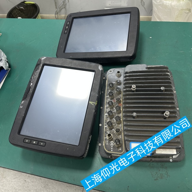 麥基嘉吊機操作屏C000 122-50無法正常進入操作界面故障維修小竅門
