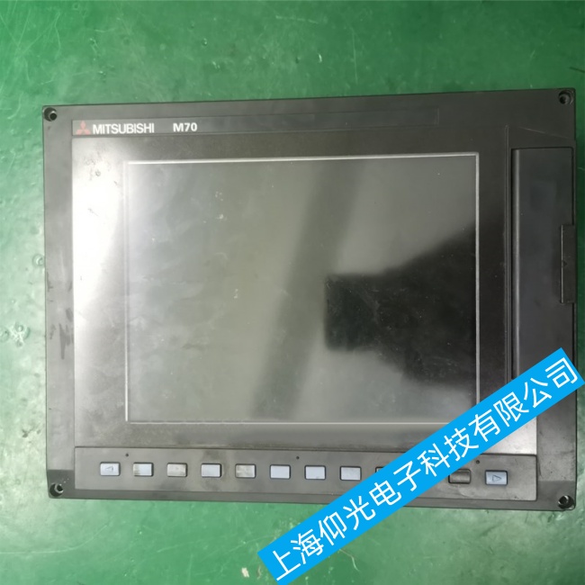 山西三菱數控系統E70系列上電后屏幕顯示不正常故障維修服務中心